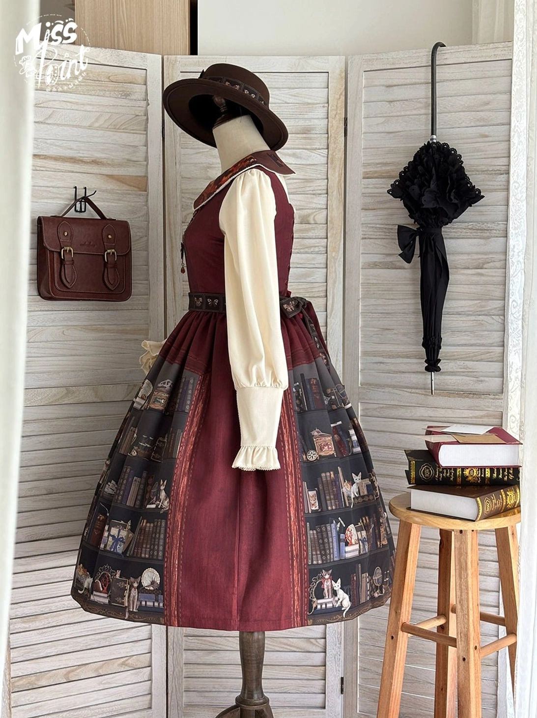 German Bookshelf Lolita jumper skirt vintage aesthetics literary romance design