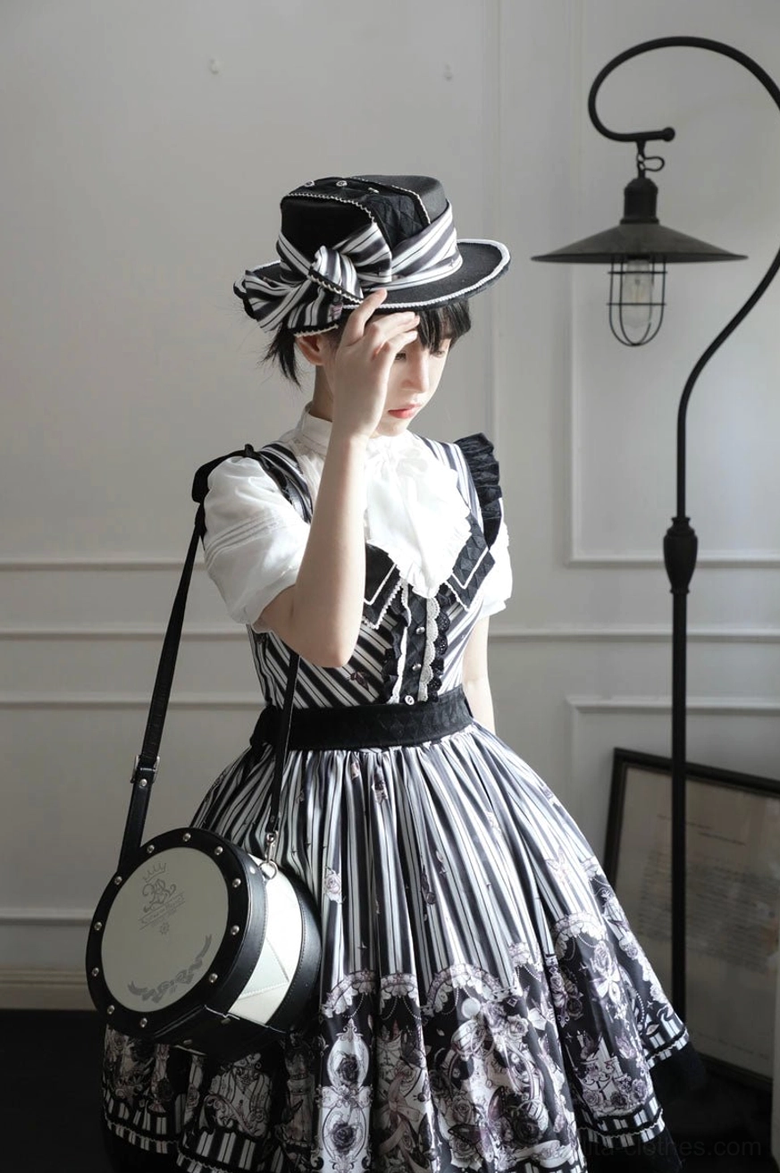 Gothic Lolita blouse polyester cotton blend breathable material comfortable wearing experience