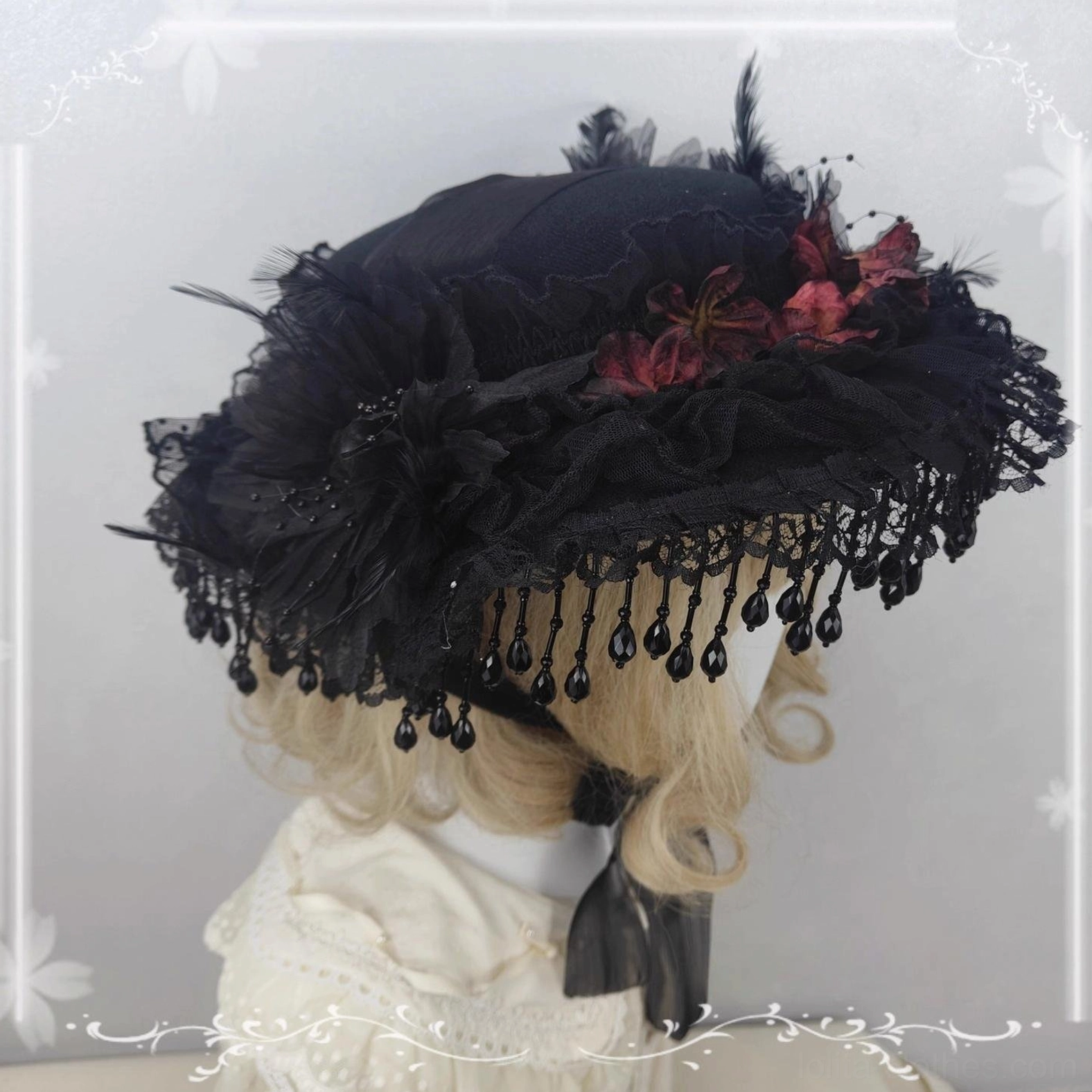 Gothic Lolita flat-top hat right side view mesh flower ornament red flower accents feather trims ribbon ties