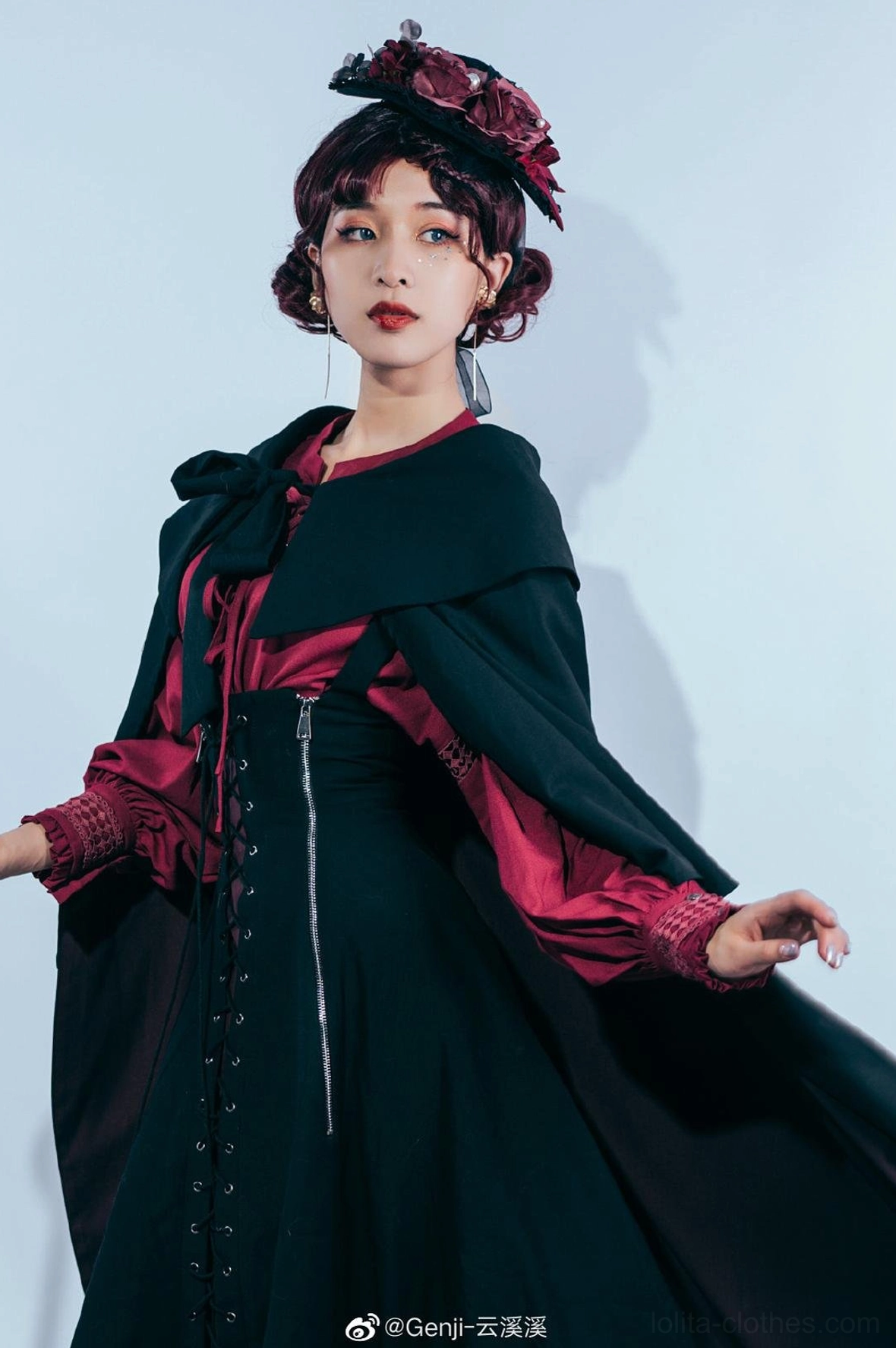 Gothic Lolita interchangeable ensemble showing versatility and mix-and-match wardrobe building potential
