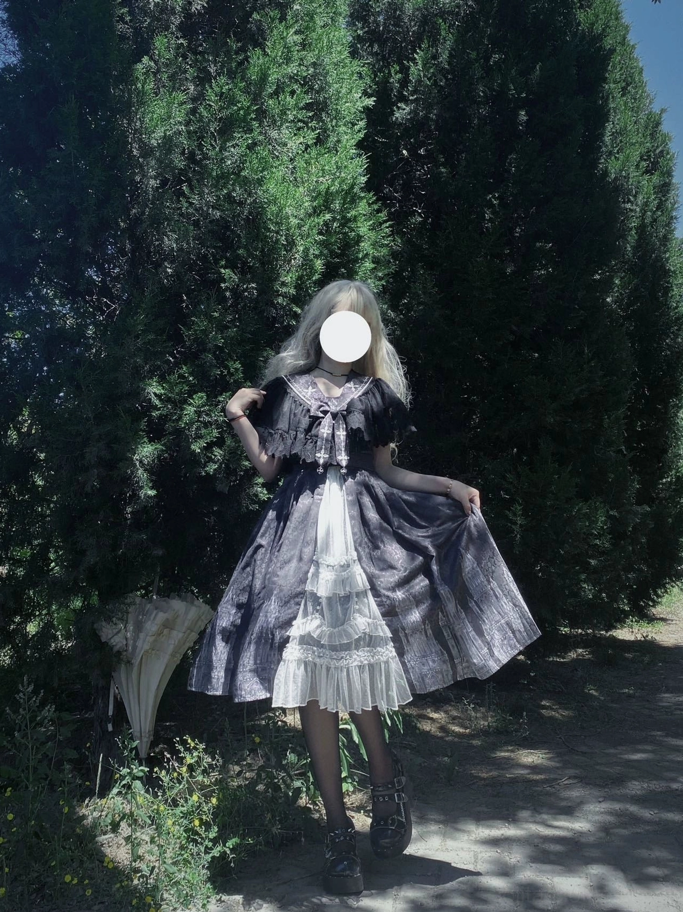 Gothic Lolita jumper skirt back three-quarter view flared A-line skirt cypress forest