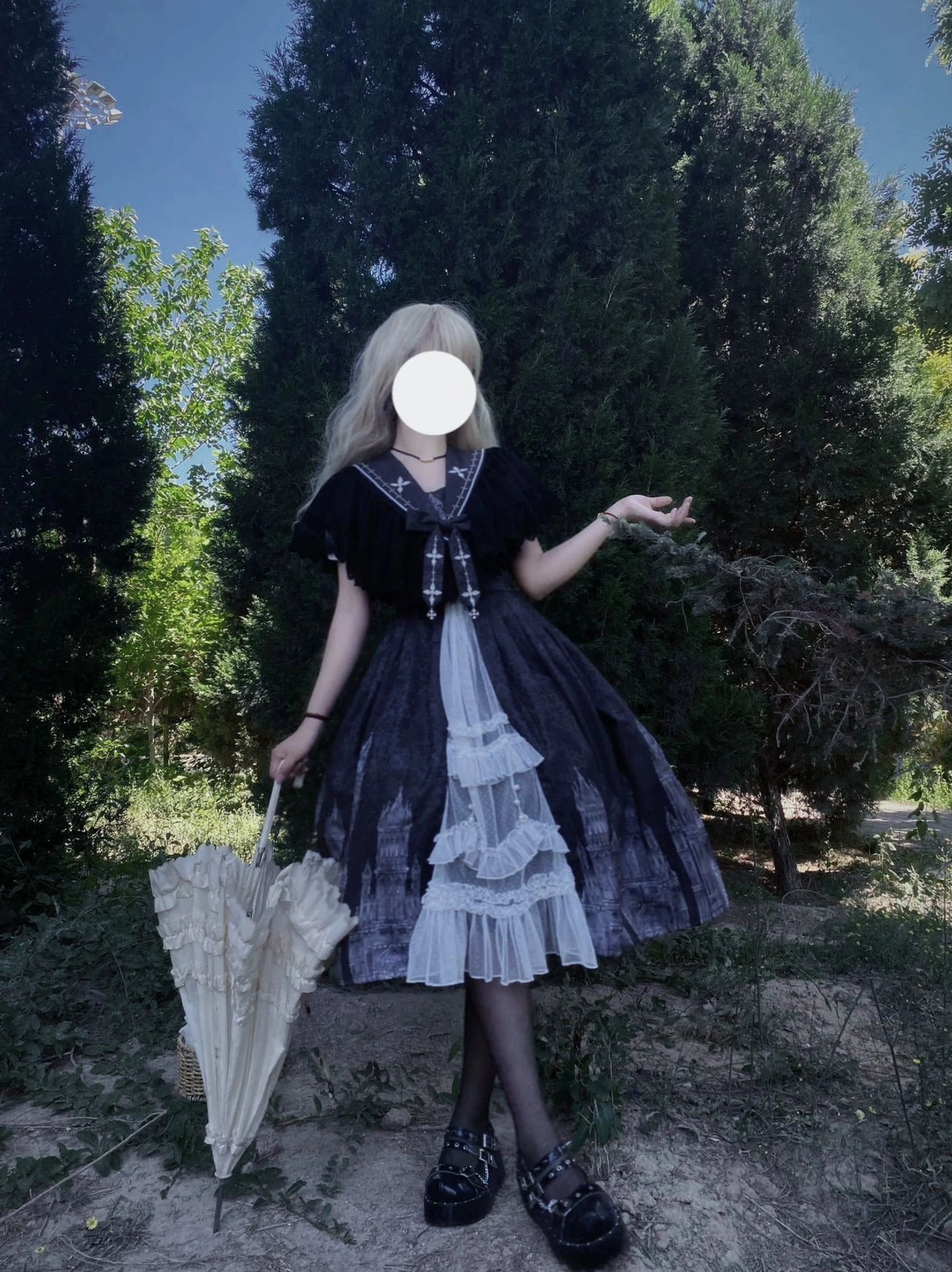 Gothic Lolita jumper skirt doll collar ruffled detail gothic aesthetic