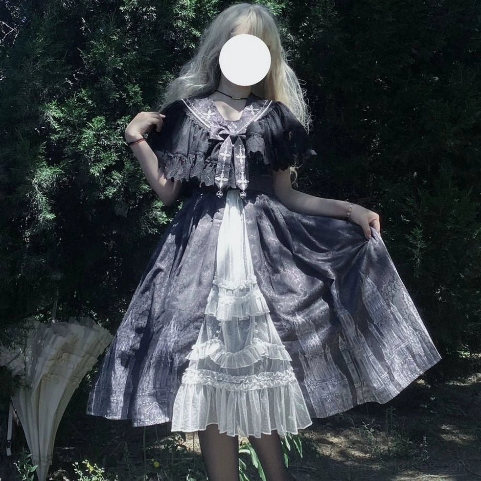 Gothic Lolita jumper skirt JSK front panel white polka dot tulle layers detail