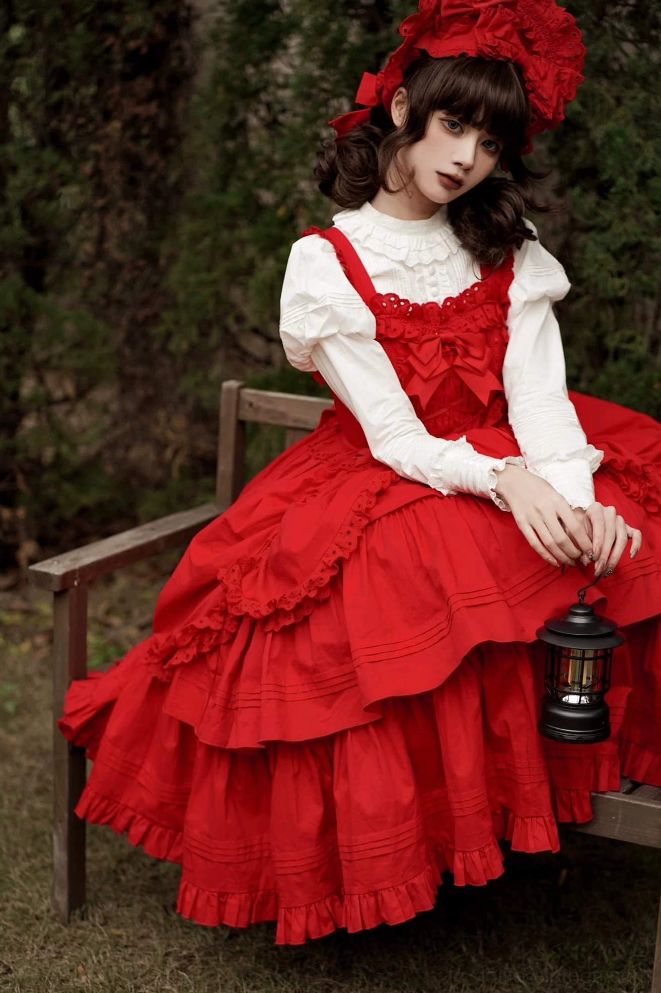 Detailed view of Gothic Lolita JSK front lace-up corset bodice design showing shirring and adjustable fit mechanisms