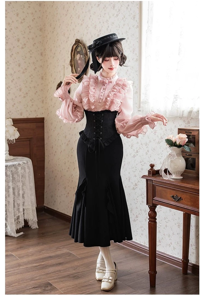 Gothic Lolita mermaid corset skirt hem close-up ruffles tulle lining volume and structure detail