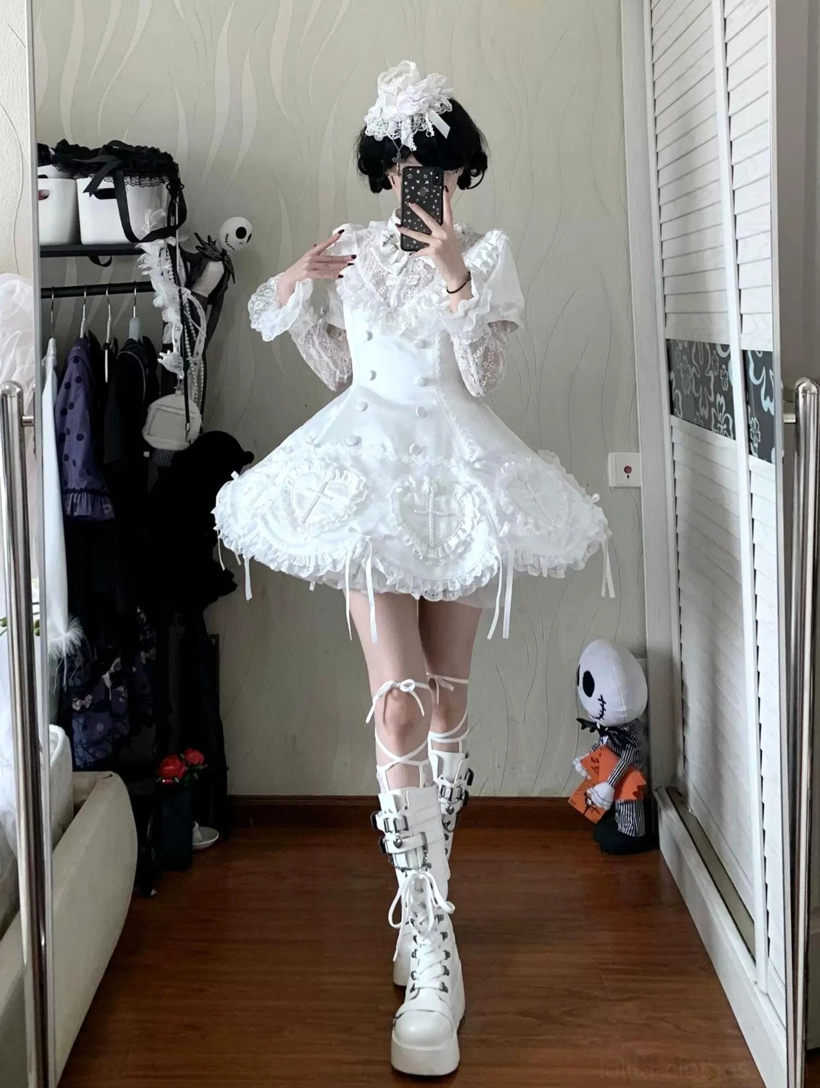 Gothic Lolita OP dress fabric material showcase acetate satin striped satin four-way stretch and lace composition texture close-up