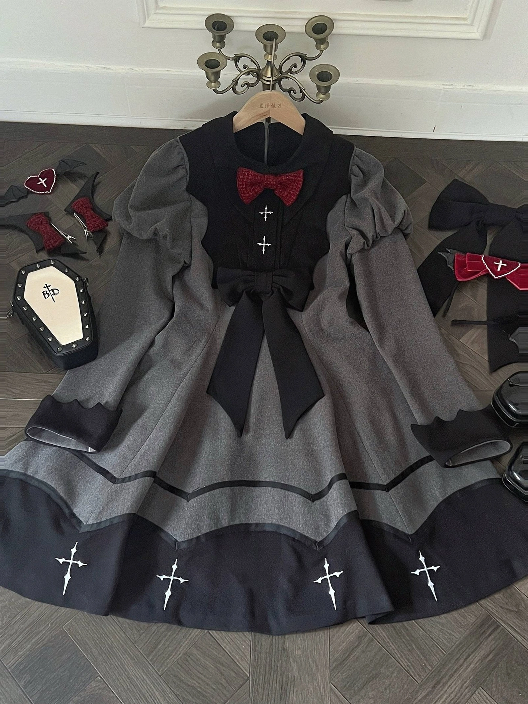 Gothic lolita OP dress petticoat recommendation 45cm volume structure voluminous silhouette enhancement