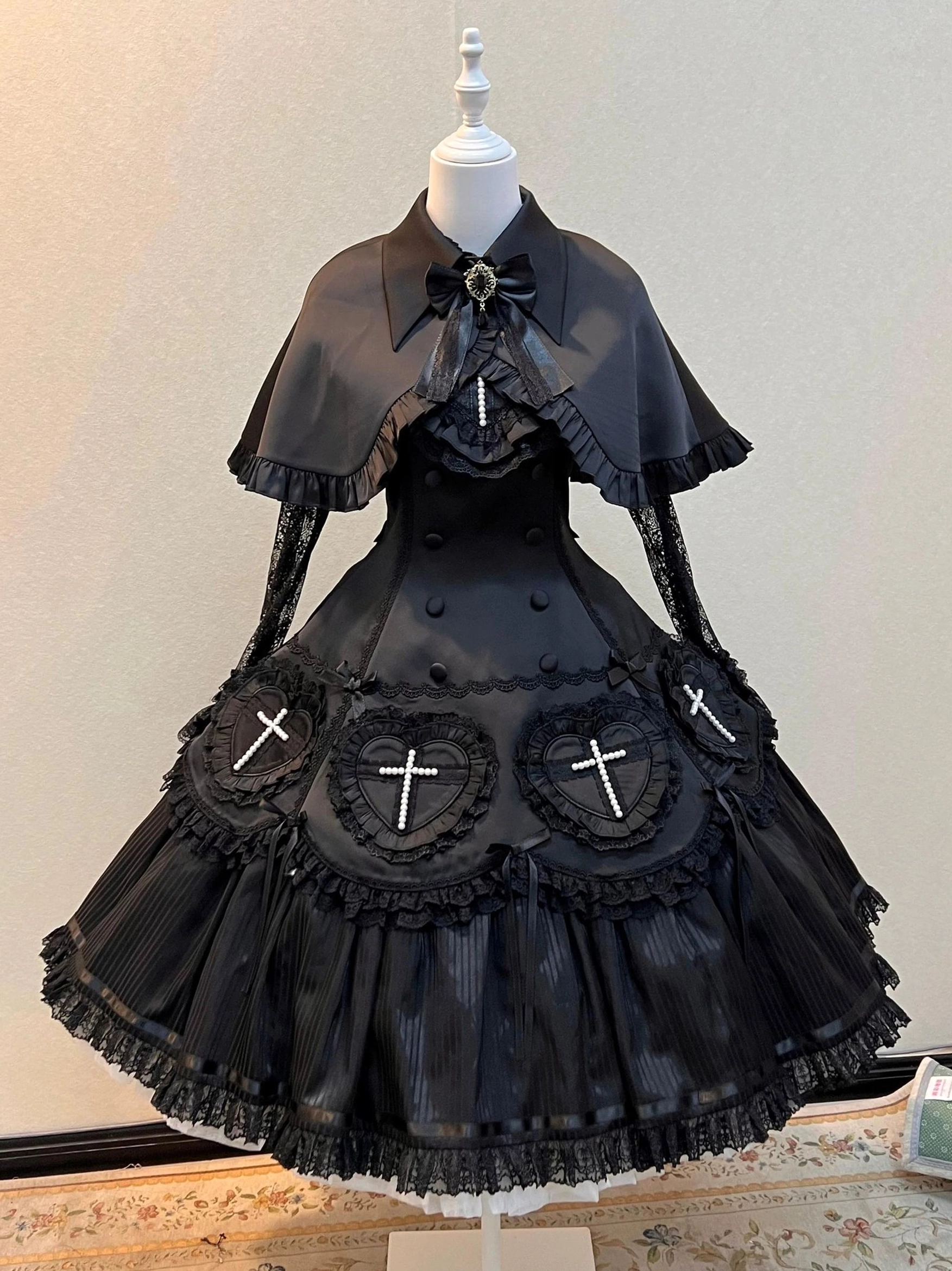 Gothic Lolita OP dress styling guide showing accessory coordination with lace choker gloves hair ornament and gothic jewelry pairing