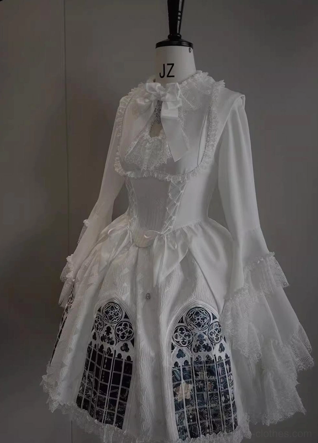 Gothic lolita princess shirt back shirring irregular pointed hem waist embroidery delicate lace showcase