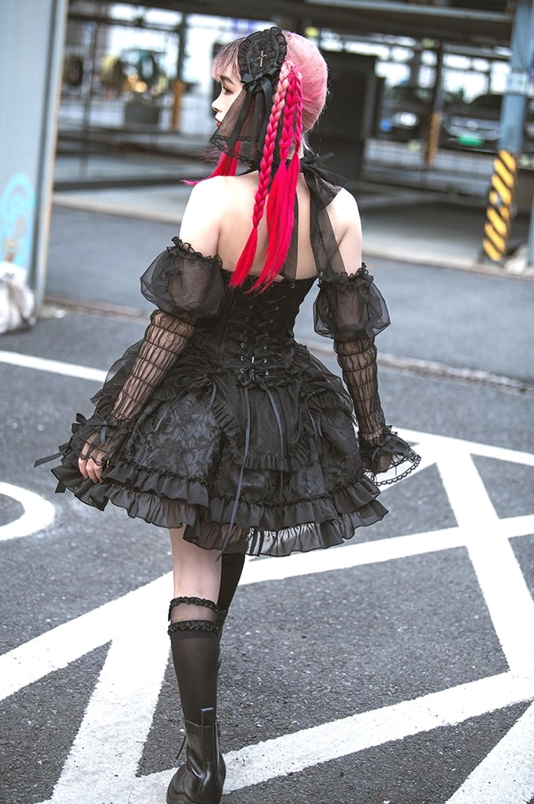 Gothic Lolita puff arm cuffs with lace bottom trim, ribbon bow details and pleated mesh construction for polished refined Lolita fashion appearance