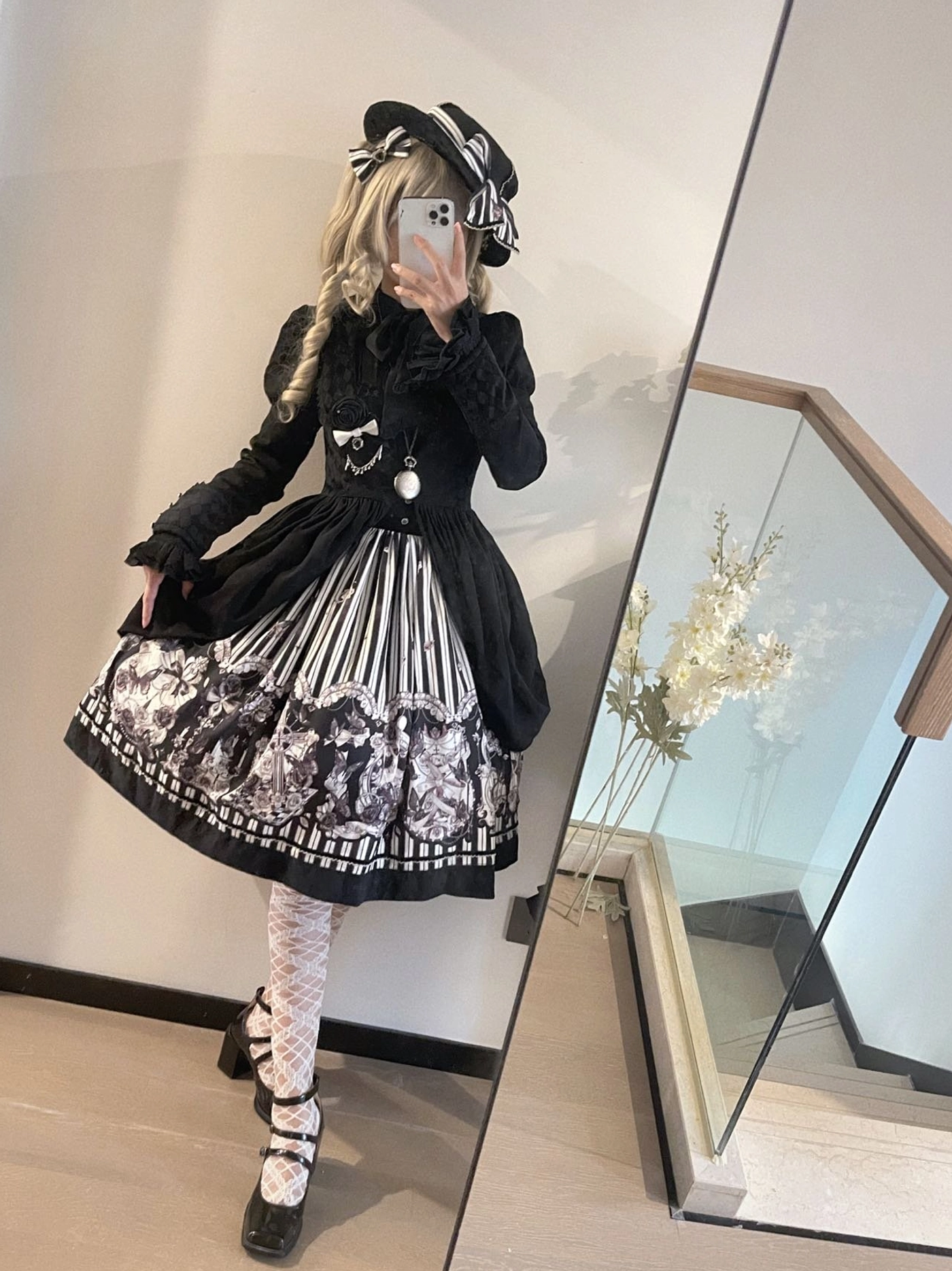 Gothic Lolita SK skirt short version worn standalone adjustable shiring drawstring fit flexibility
