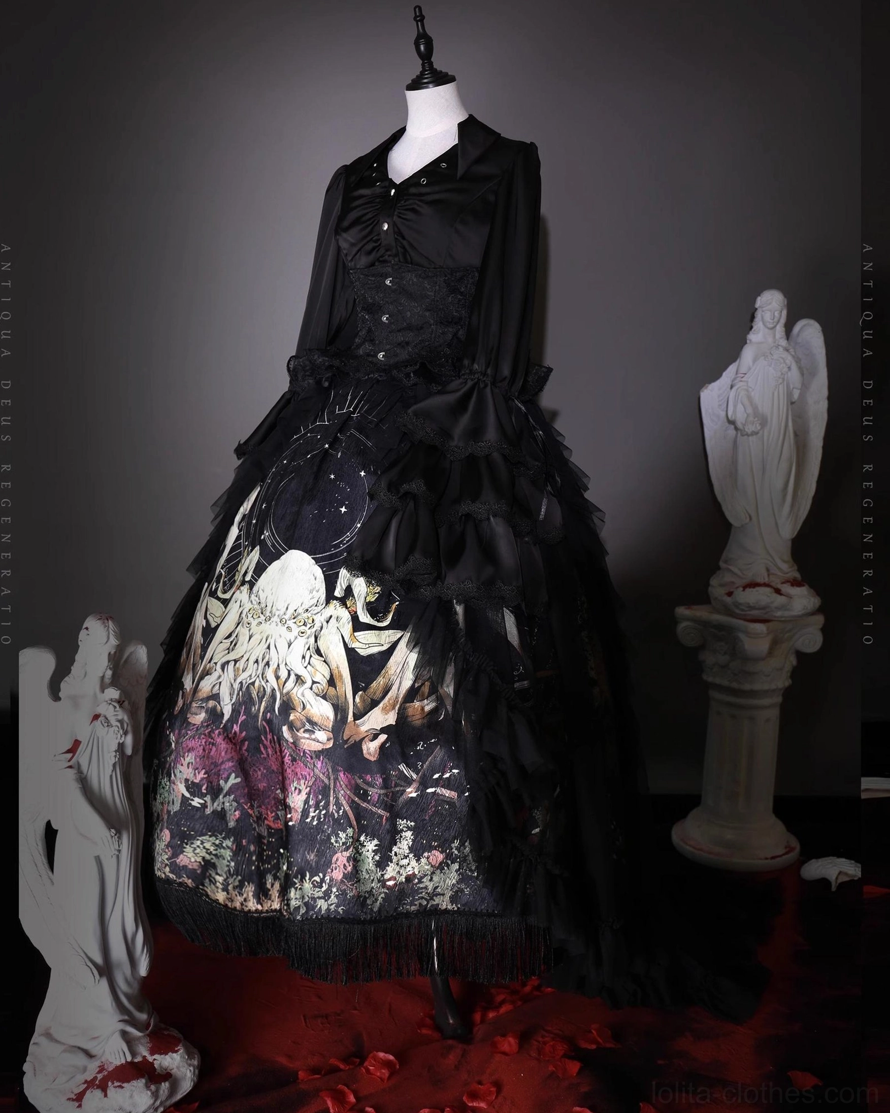 Right side view of gothic Lolita coordinate with black fitted long-sleeve blouse high-waisted dark floral spider motif printed skirt