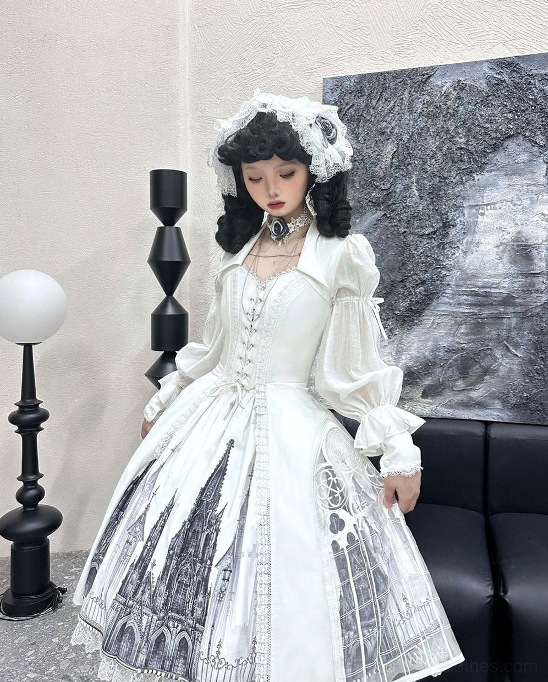 Gothic lolita slimming bustier embroidered version simple elegant sophisticated design ethereal mystery showcase