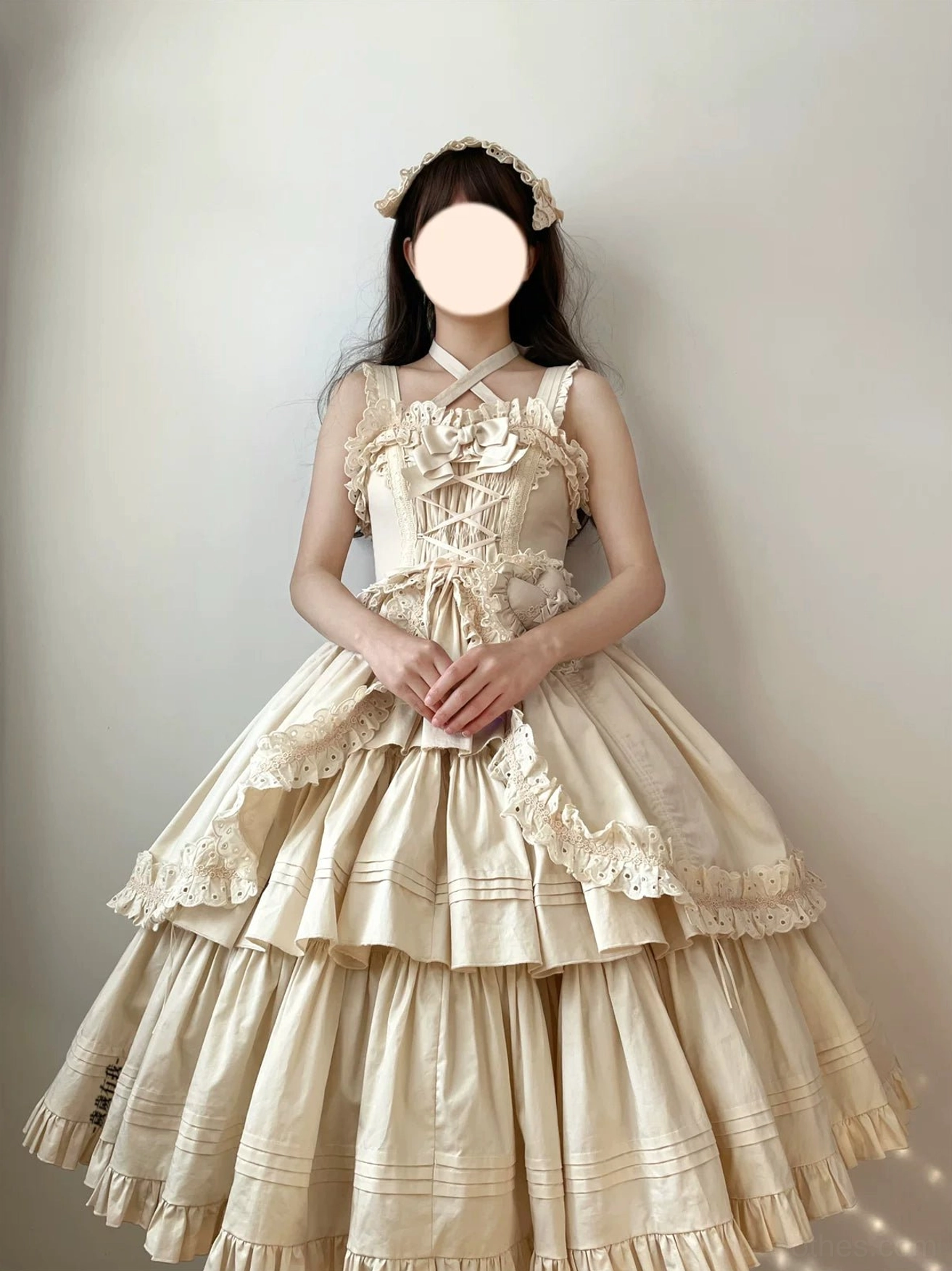 Historical and cultural context image explaining Gothic Lolita subculture, fashion evolution, and aesthetic philosophy