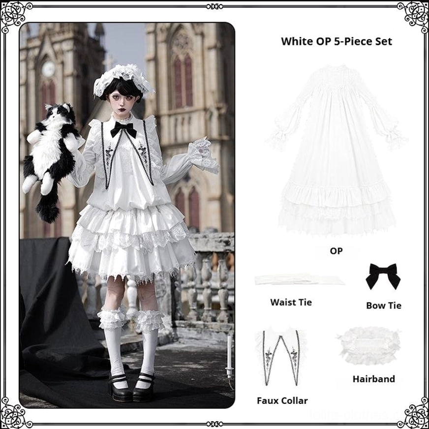 Size guide chart for gothic lolita velvet OP dress showing measurements in centimeters and inches for S M L sizing options
