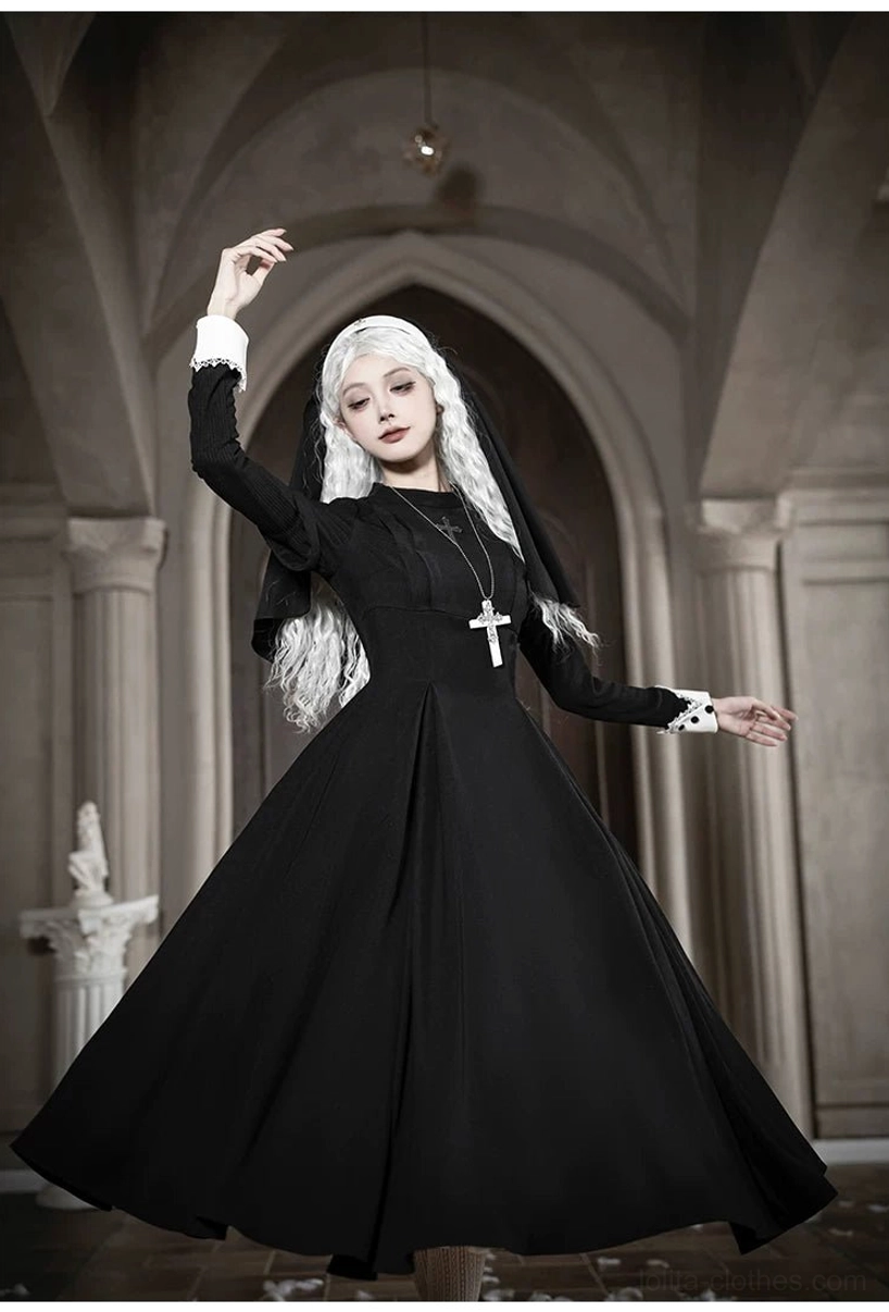 Gothic nun lolita dress back zipper closure invisible seam detail construction