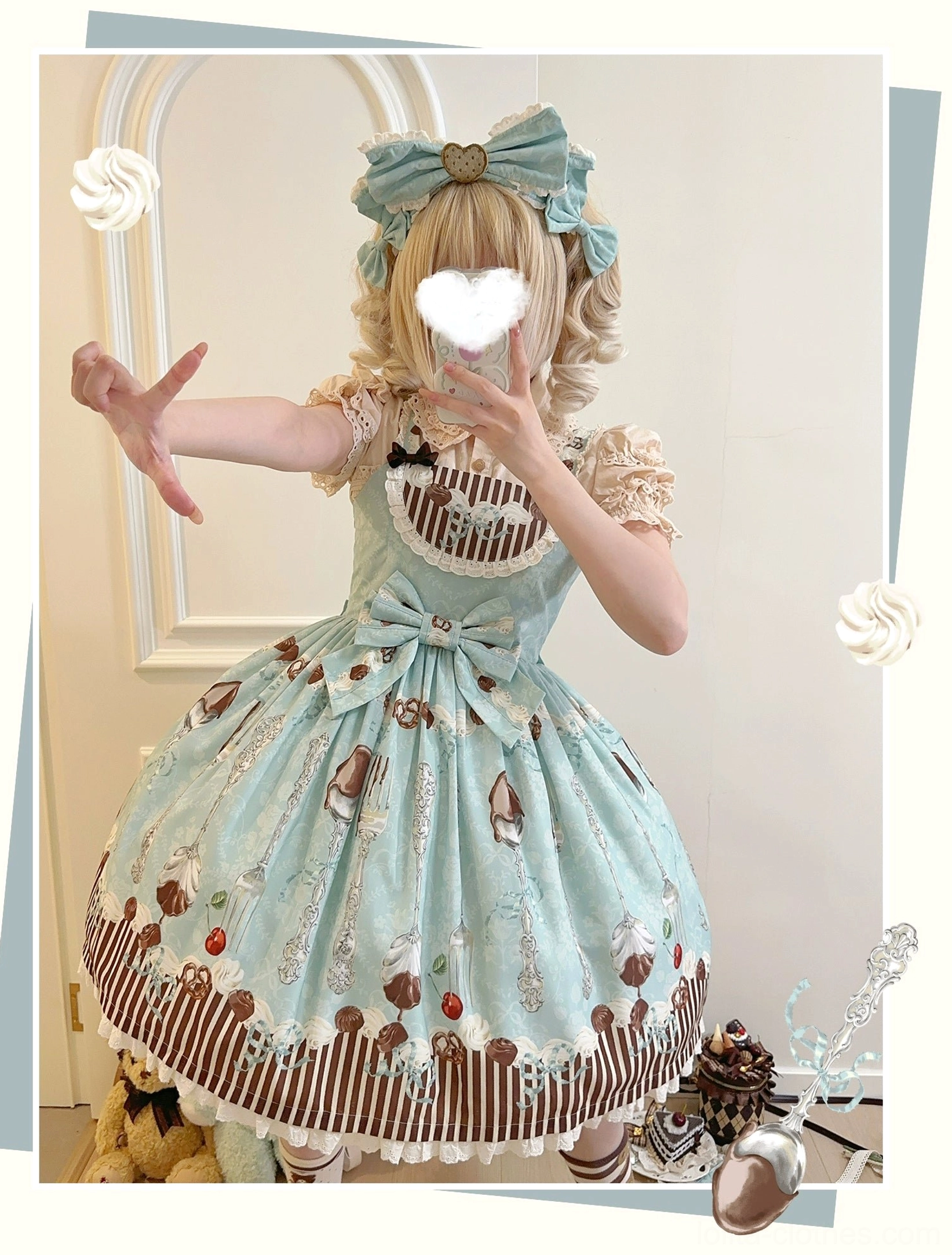 sweet dessert mint green lolita jumper skirt close up detail shot waist bow construction stitching