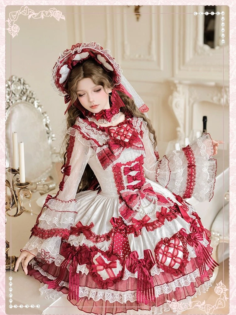 Sweet lolita bonnet veil close-up polka-dot tulle delicate ruffled lace trim craftsmanship detail