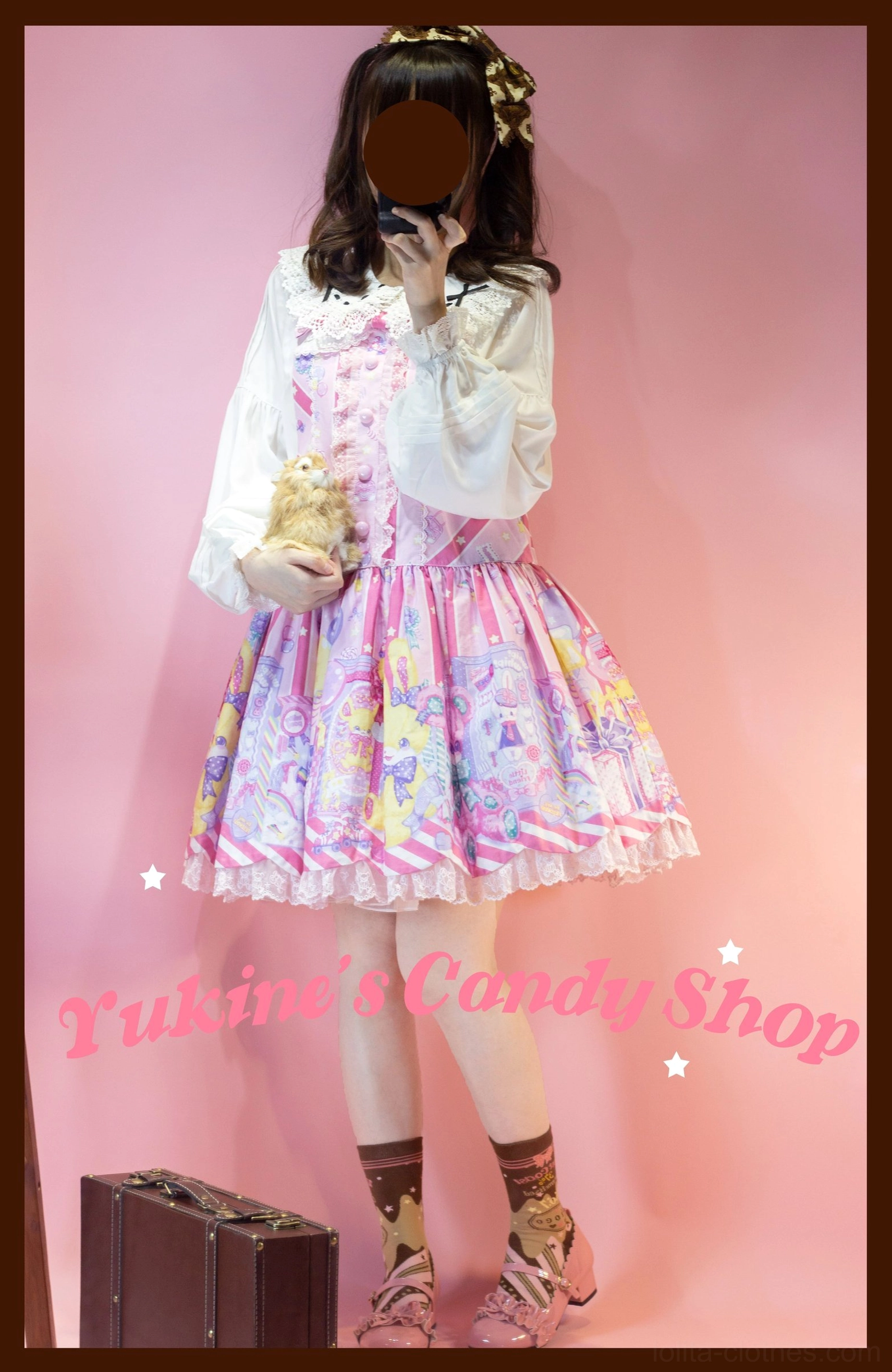 Honey yellow-chocolate lolita socks classic coordinate with burgundy JSK matching accessories refined elegance look