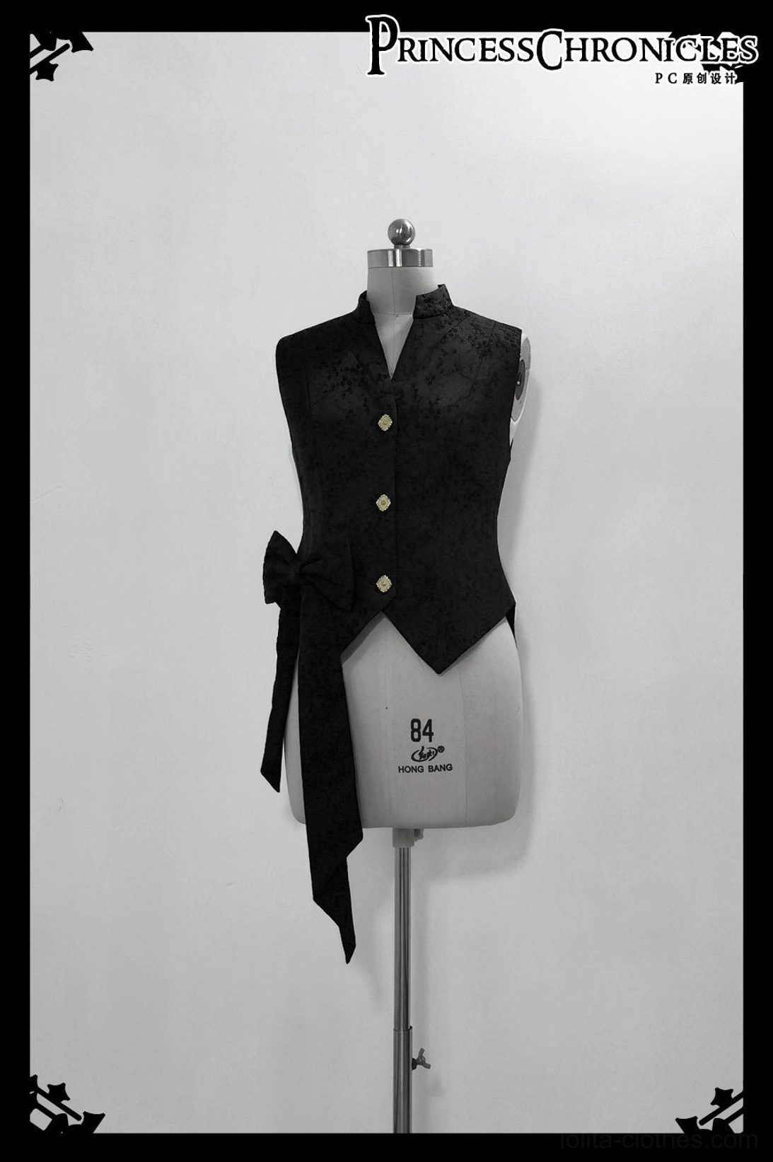Detailed view of Hunting Rabbit Ouji prince shirt collar construction, ruffled neckline trim and decorative bow accent piece