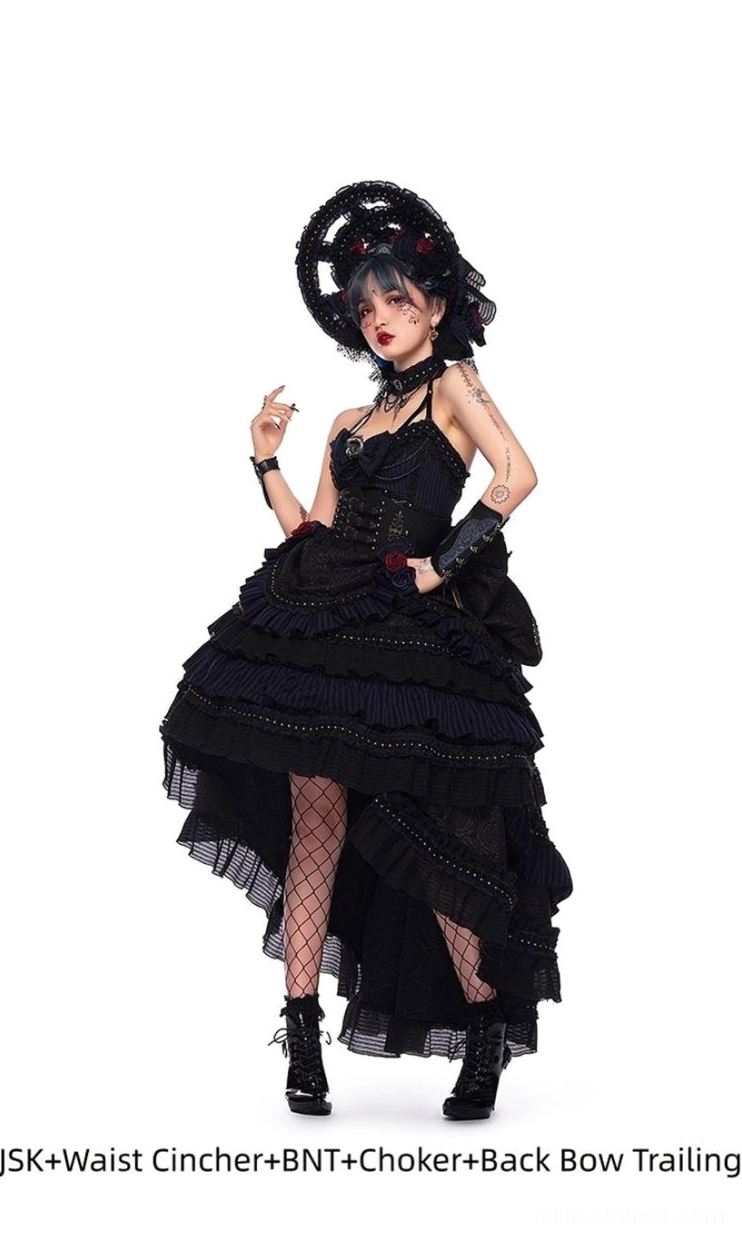 Ismailia Gothic Lolita JSK Dress sizing detail display showing measurements and proportion reference on dress form