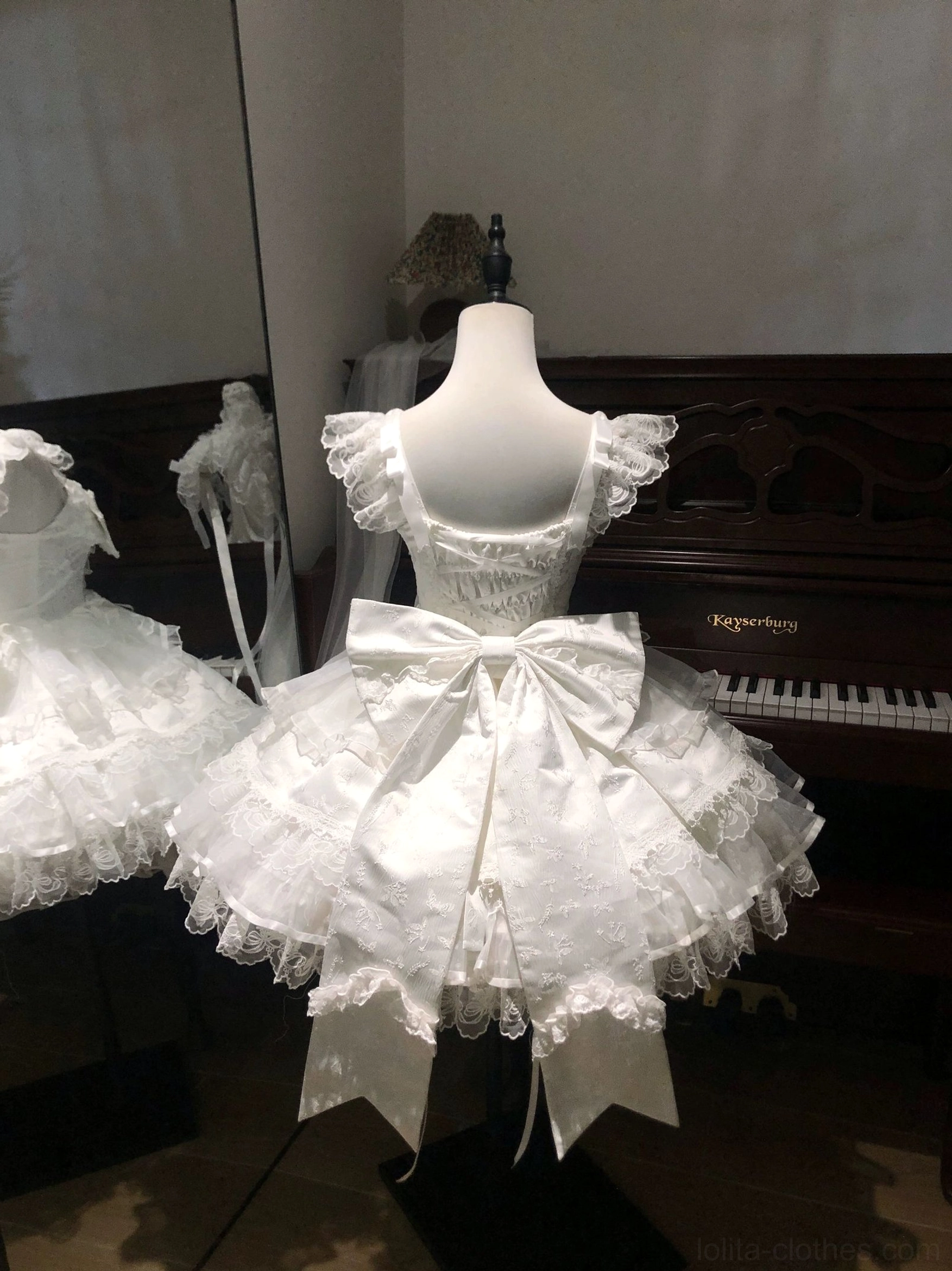 Ivory sweet lolita ballet JSK back view oversized satin bow lace-trimmed layered skirt low-back halter design