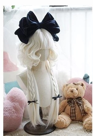 Jellyfish lolita wig adjustment and fitting guide showing elastic cap system, comfortable wear positioning, and sizing information