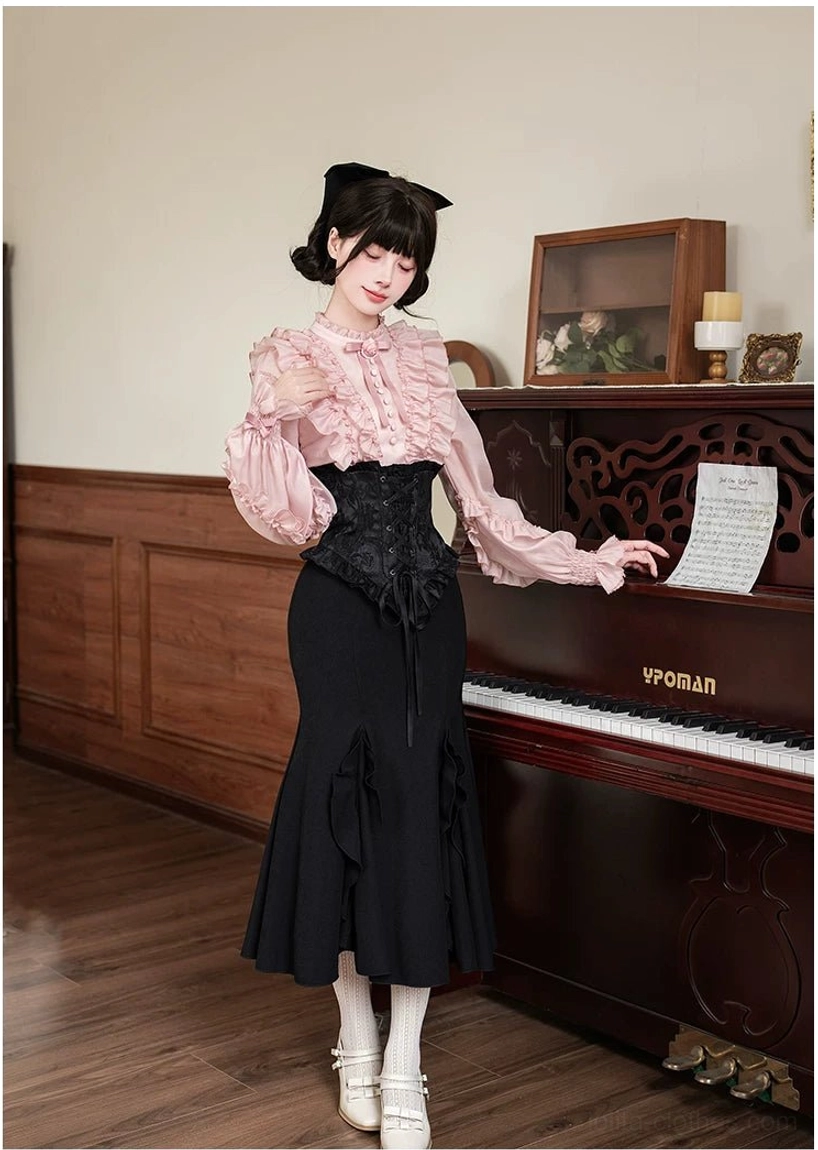 Lifted-hem Gothic Lolita corset skirt interior button system detail fastening dual layers high-low hemline