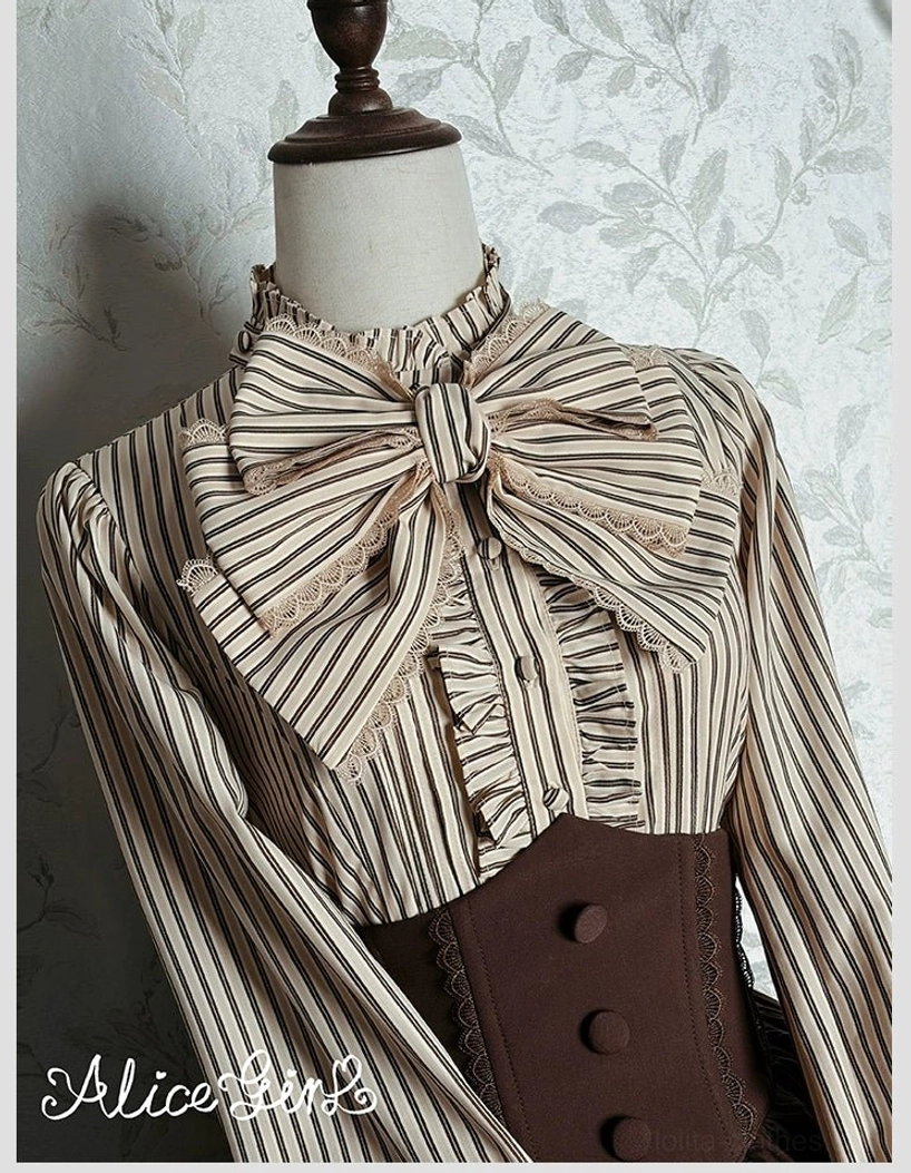 Light blue striped lolita blouse mannequin styling showing recommended coordinate aesthetic