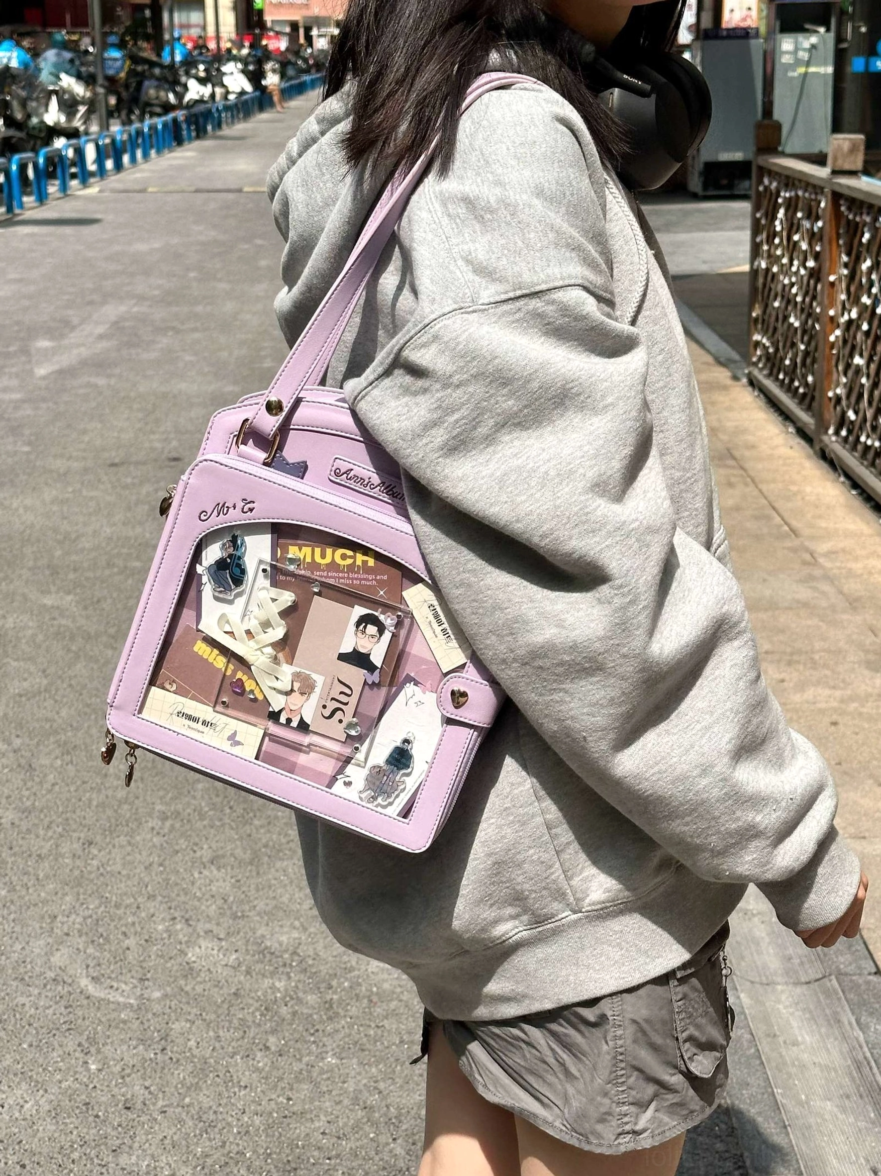 Light purple lolita checkered itabag back close-up shoulder view with multiple display cards structured silhouette branded strap
