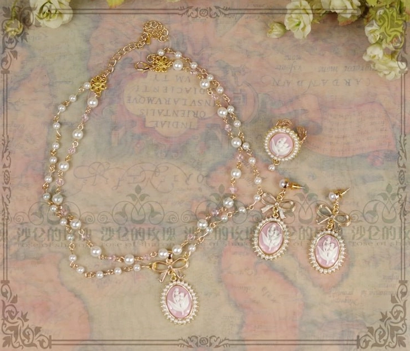 Lily of the valley pearl jewelry set styling guide showing various wear combinations necklace with earrings or ear clips options for different Lolita coordinate aesthetics