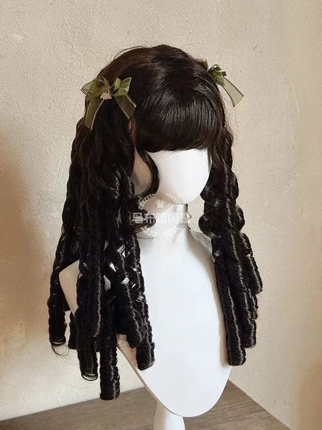Lolita curly wig styling guide coordinate ideas sweet gothic classical lolita aesthetics ringlets