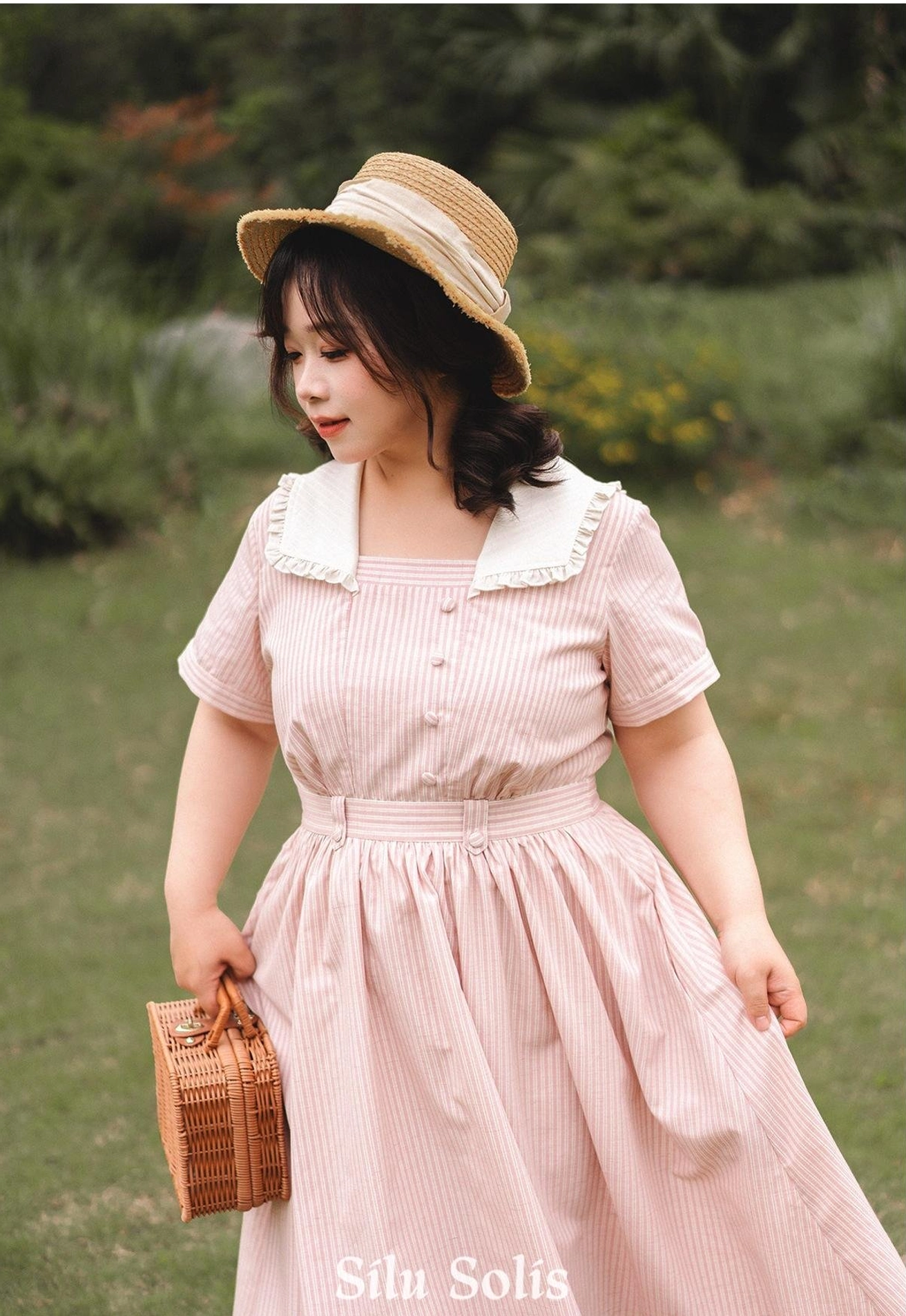 Close-up detail of the sailor collar construction, ruffled white trim, and collar-to-shoulder seaming on classic Lolita nautical-inspired OP dress