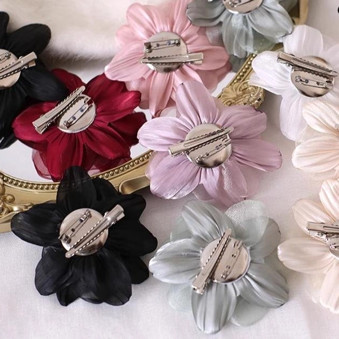 Versatile lolita flower hairpin can be worn as brooch romantic aesthetic accessory