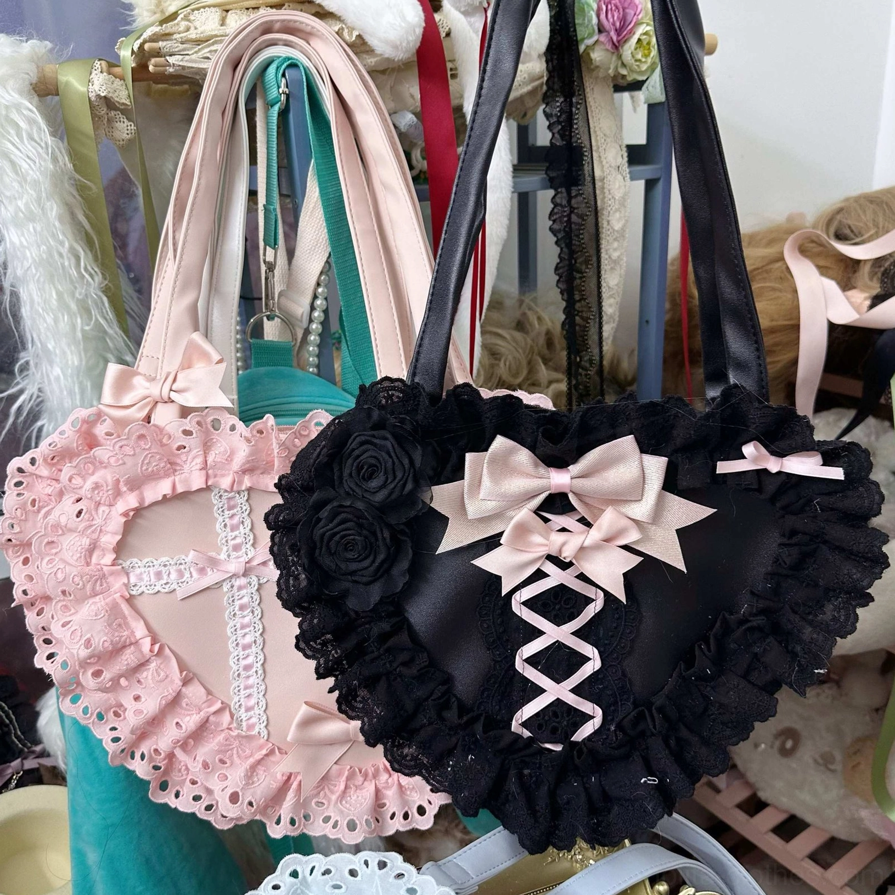 lolita heart-shaped handbag size guide and dimension reference for coordinate planning