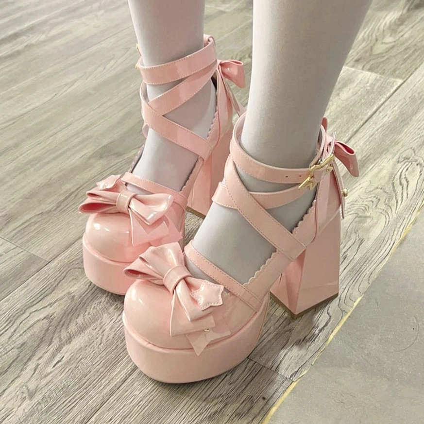 Lolita heels wearable height 11cm elegant practical silhouette elongates leg coordinate vision