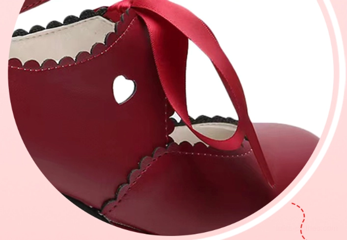 Six centimeter block heel of handcrafted lolita high heel shoes showing non-slip rubber sole design for stable walking and structural support in Mary Jane style footwear