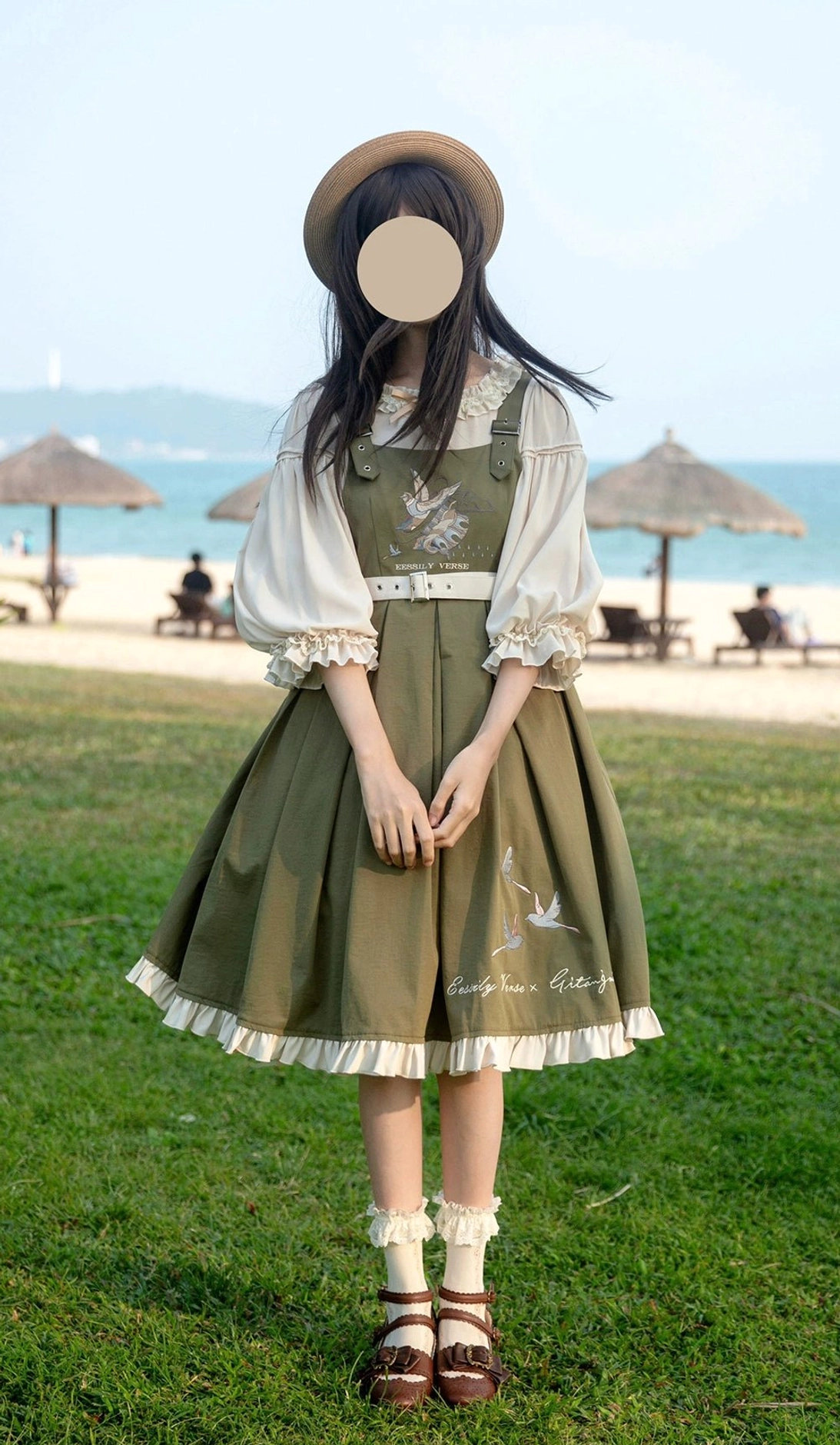 Lolita inner blouse sleeve detail showing elastic lantern design lace cuff ruffles three-quarter length construction