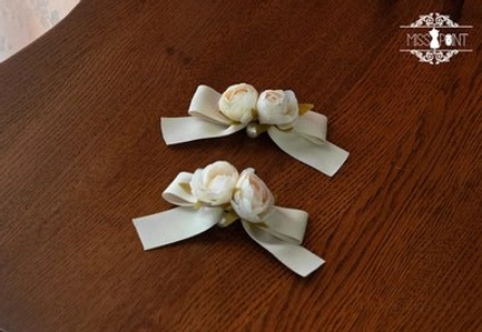 ivory lolita hair clip double set with fine lace ribbon design soft pastel styling and comfortable wear