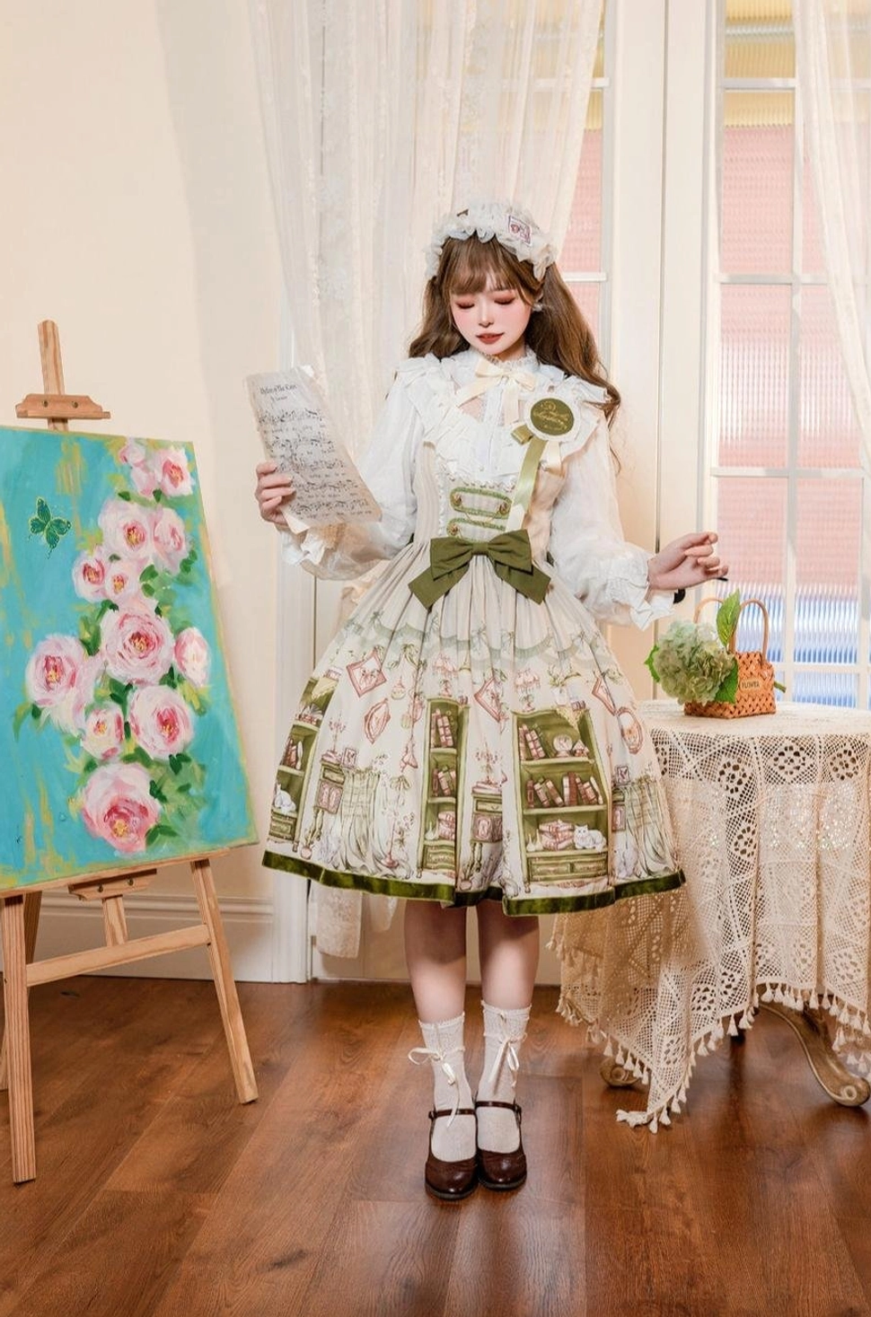 Bookstore print Lolita JSK dress back shirring lace-up adjustable design detail showcasing the inclusive fit features for diverse body types