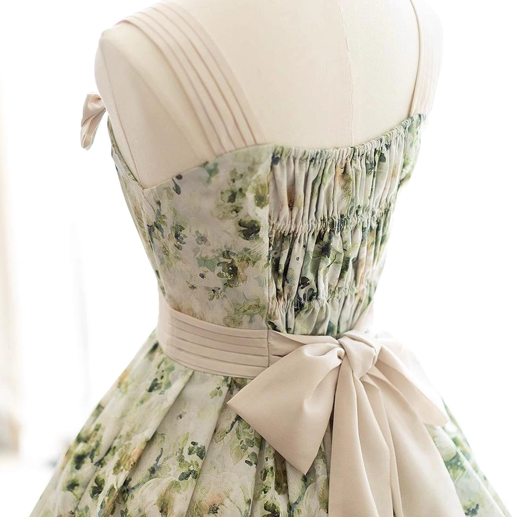 How to style enchanted garden lolita JSK dress with different blouses and underlayers for multiple coordinate variations