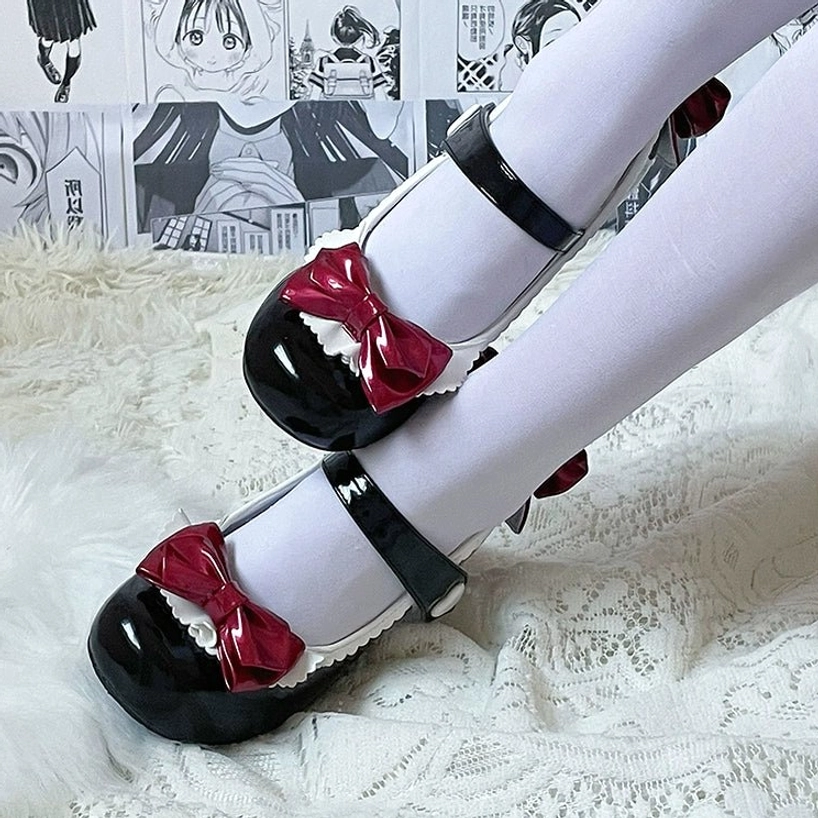 Lolita Mary Jane heels round toe design with scalloped edge detailing showing vintage-inspired silhouette and precise stitching