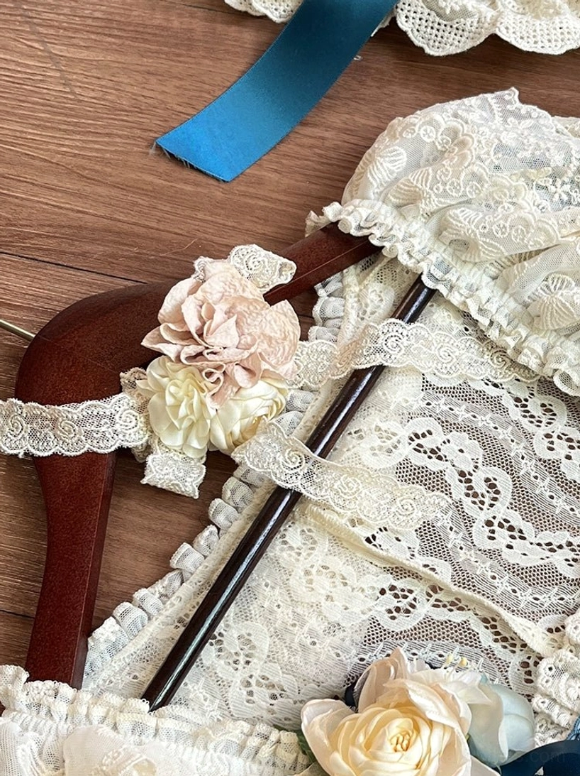 Lolita necklace choker with delicate lace flower only design available as individual accessory for country lolita coordinates