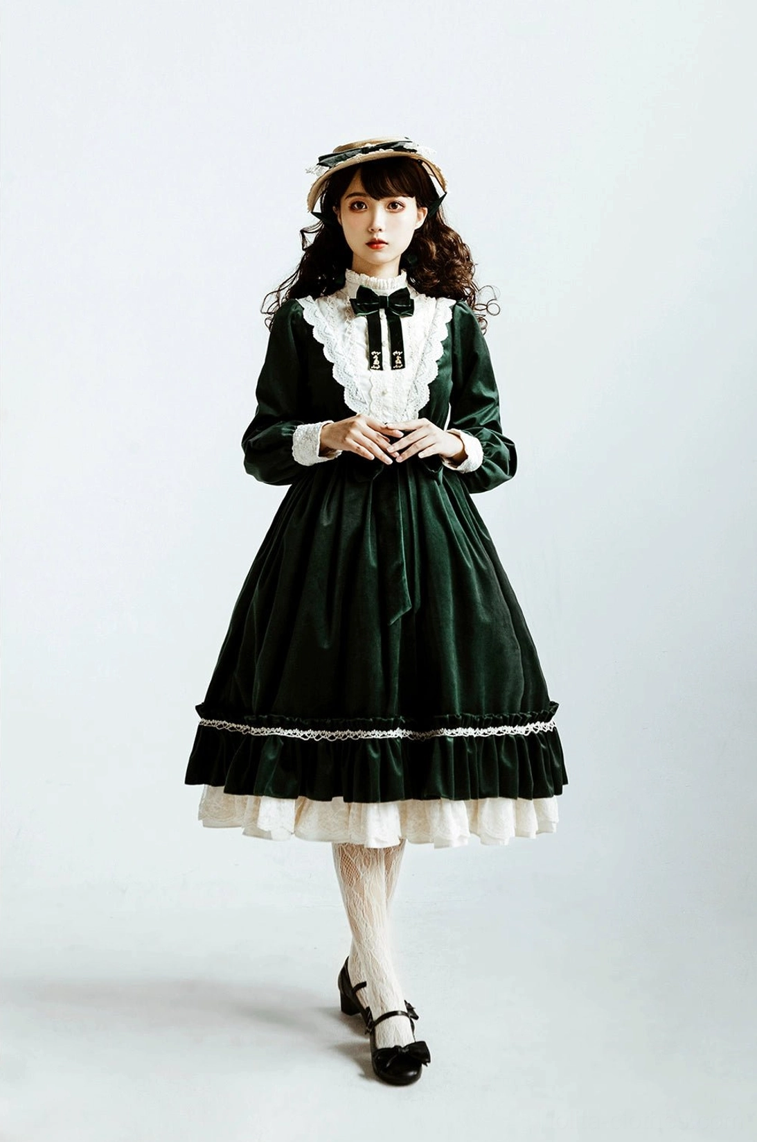 Lolita one-piece dress complete ensemble waistband bow tie included package contents details