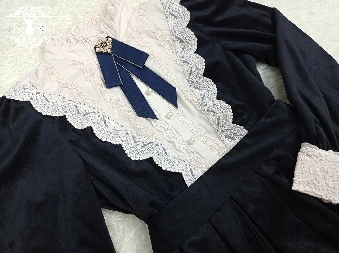Vintage lolita one-piece dress romantic lolita styling sheer cardigan lace blouse layering guide