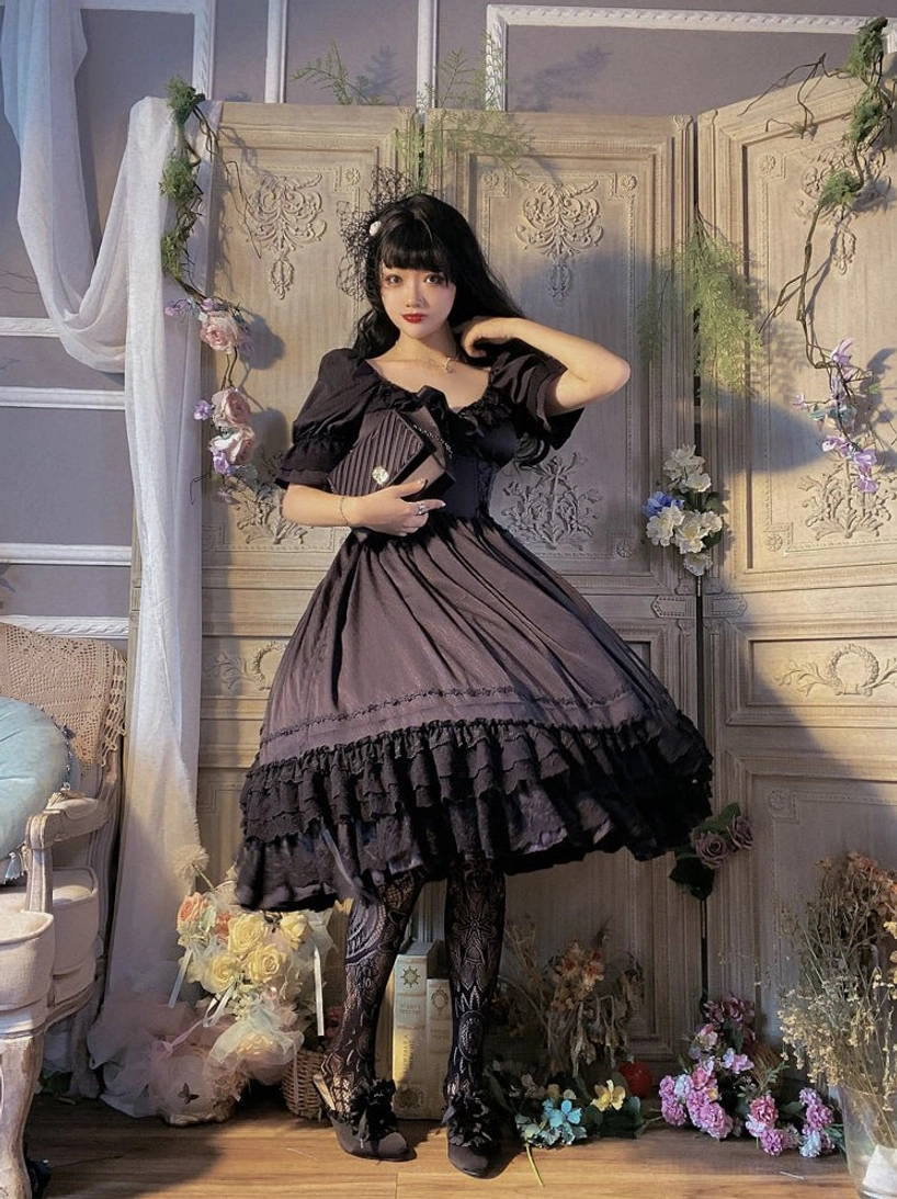 French Lolita one-piece dress side view showing comfortable zipper construction and proportional silhouette