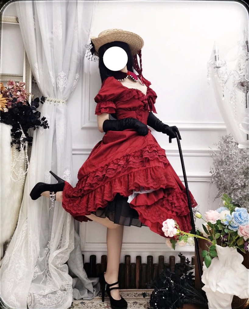 French Lolita one-piece dress side zipper construction showing convenient dressing design while maintaining front appearance