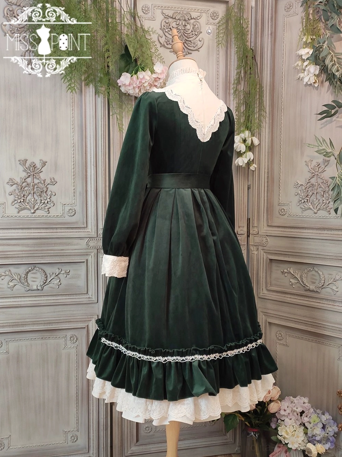 Lolita velvet op dress silhouette volume cross-pleated skirt layered flounce elegant proportions