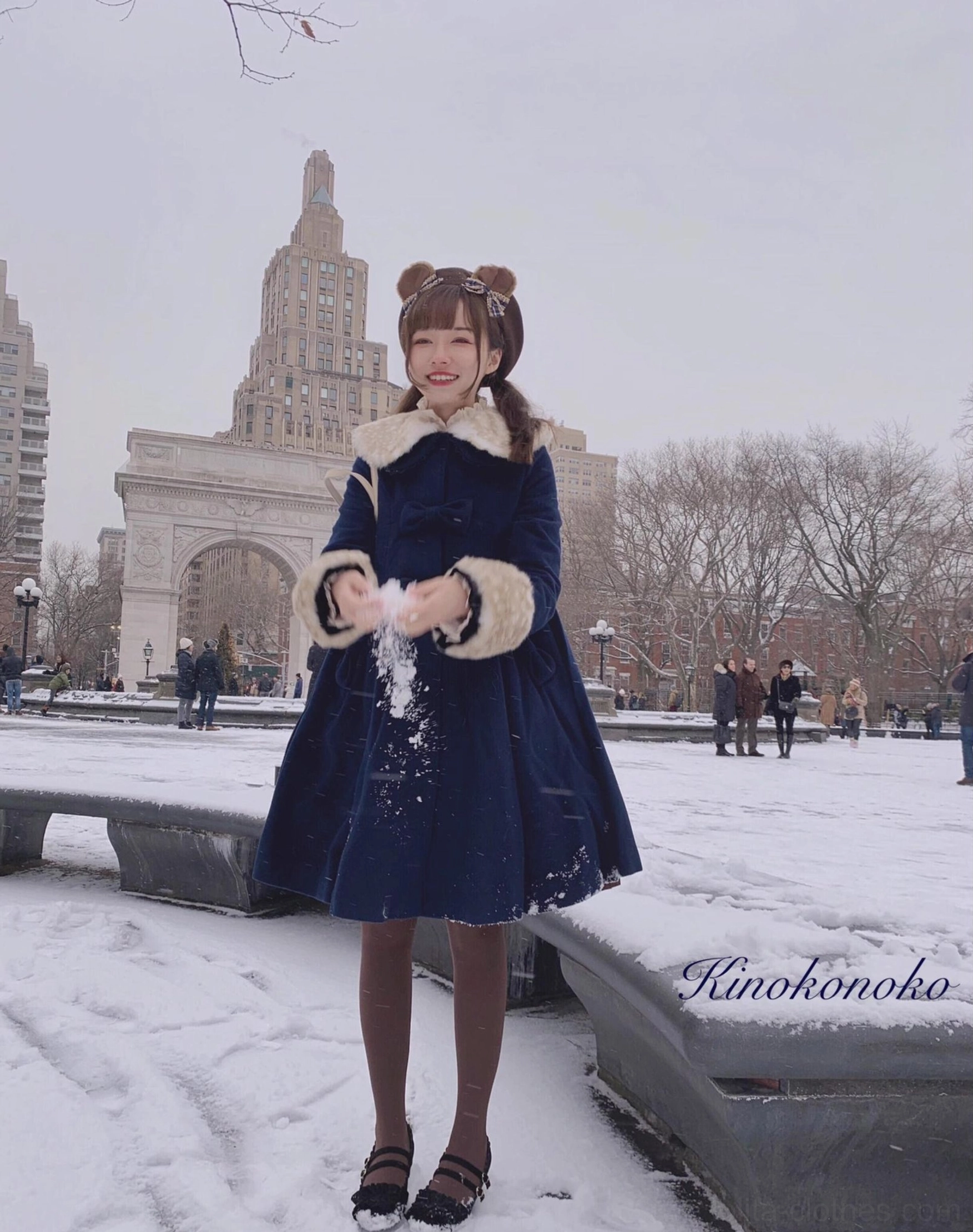 Wool lolita overcoat detachable fur collar feature versatile styling options multiple looks