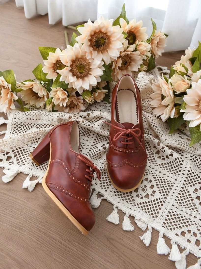 Lolita perforated heel shoes heel height comparison showing low heel 3cm 1-2 inches versus mid heel 6-5cm 2-6 inches option side by side